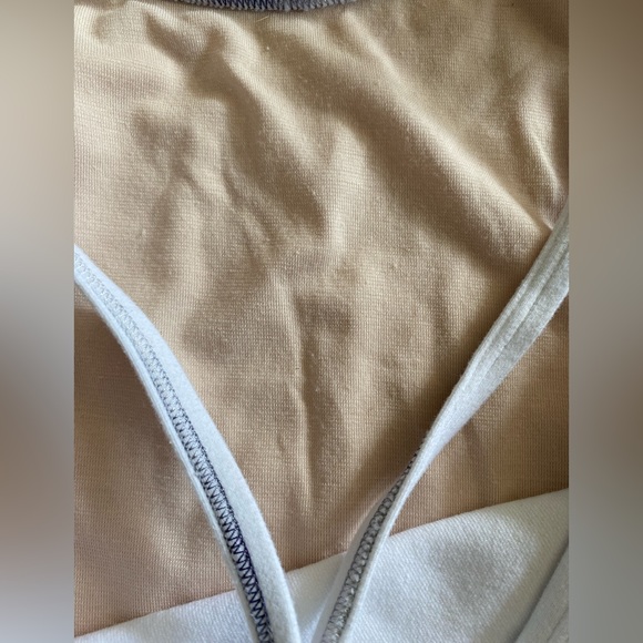 Set of 2 Ivivva Racer Back Tanks - Picture 5 of 5